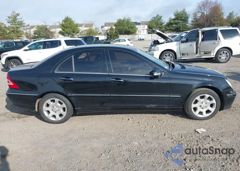 2006 Mercedes-Benz C 280 Luxury 4Matic из США, поврежденный, VIN WDBRF92H86F796224